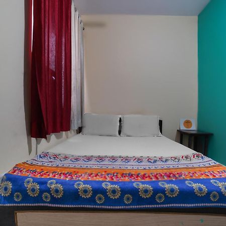 Spot On Komfort Guest House Rudrapur Kültér fotó