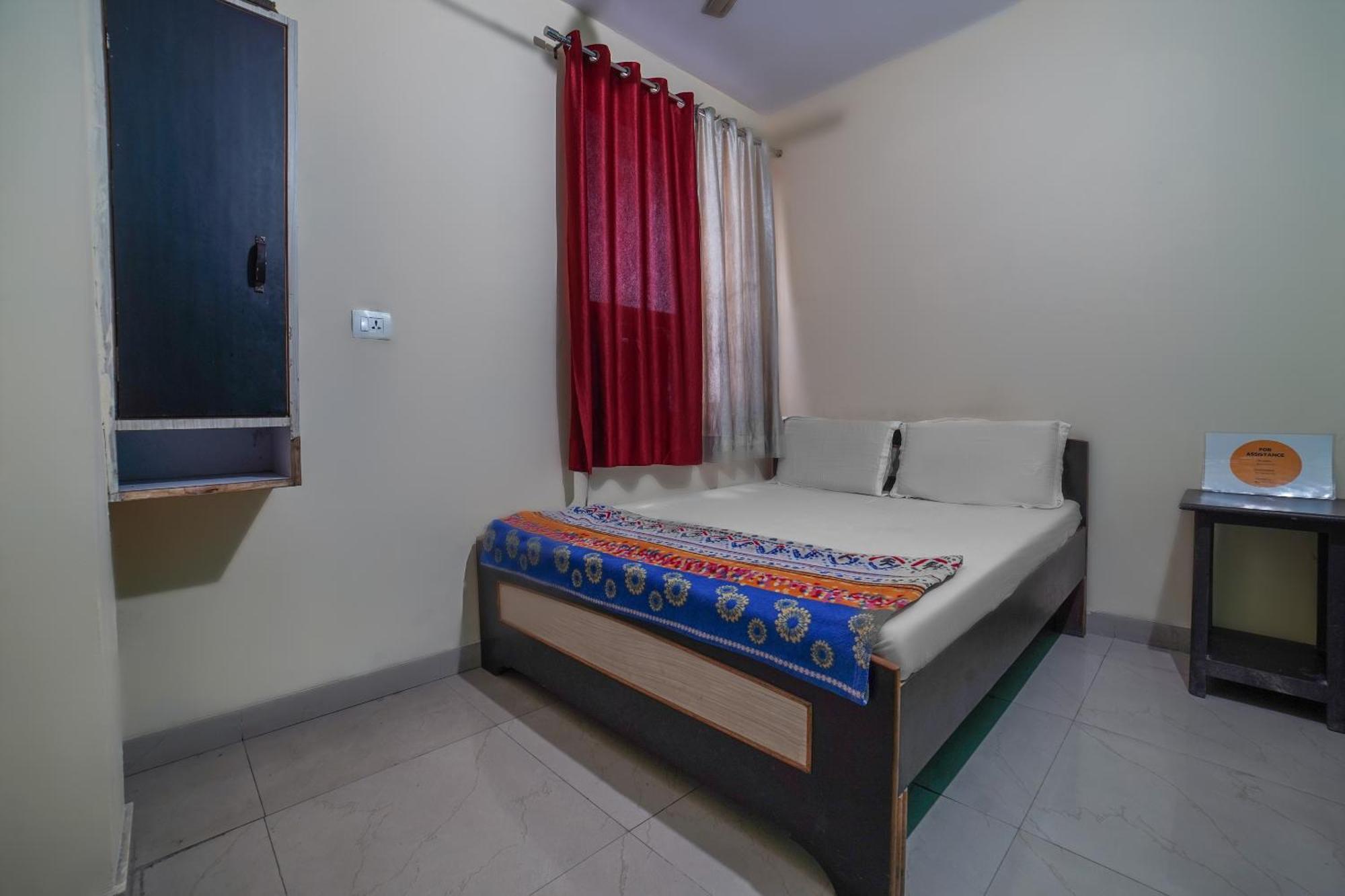 Spot On Komfort Guest House Rudrapur Kültér fotó
