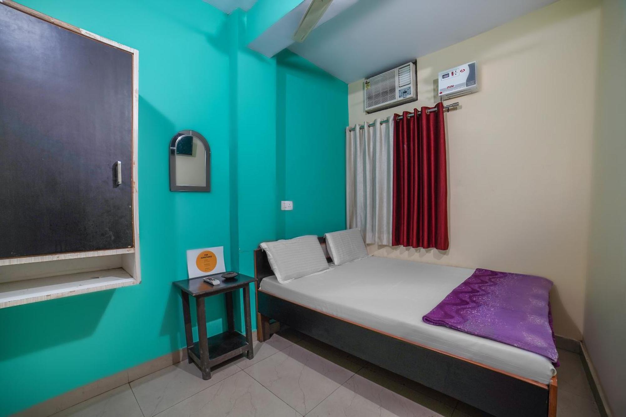 Spot On Komfort Guest House Rudrapur Kültér fotó