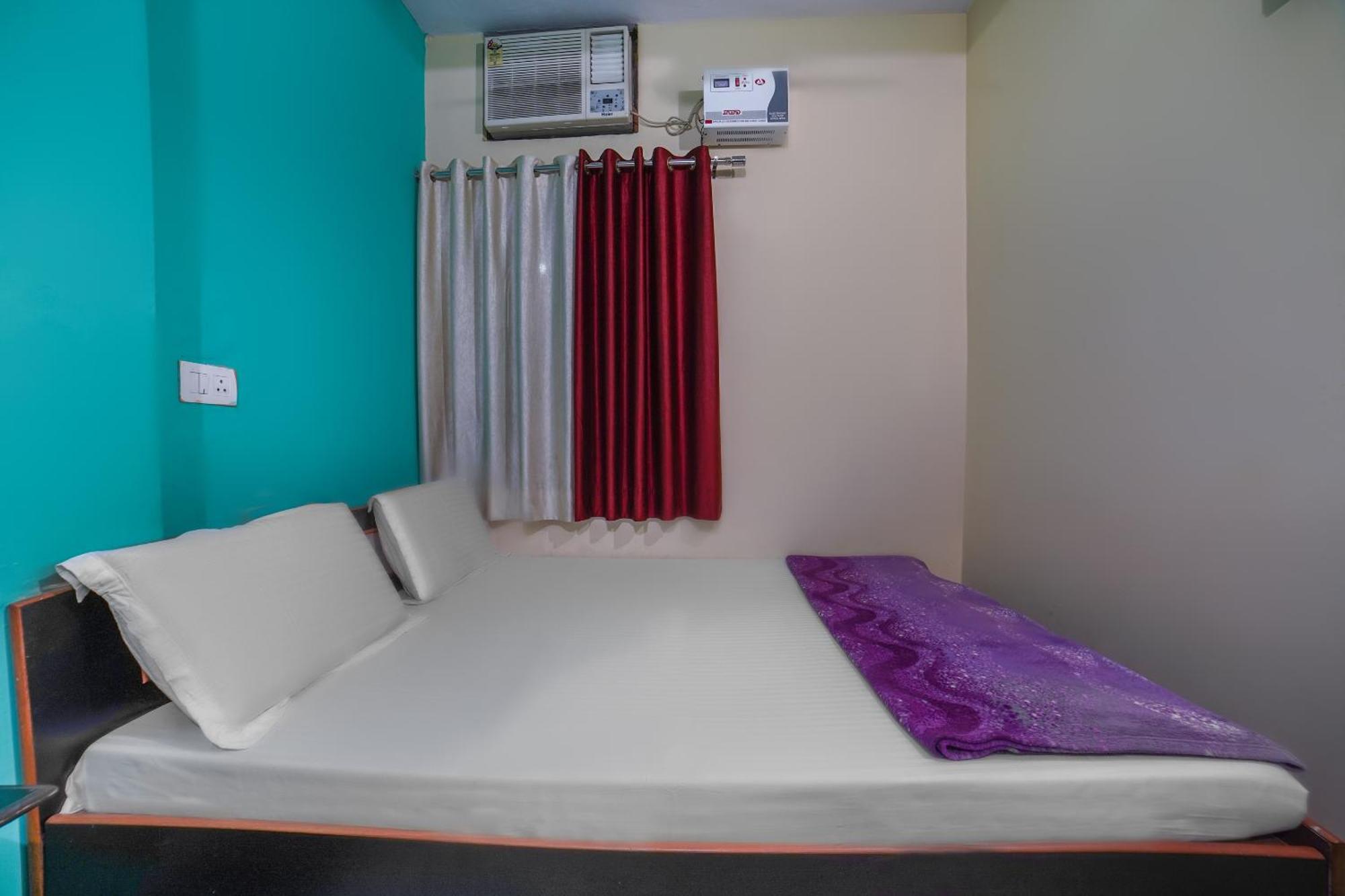 Spot On Komfort Guest House Rudrapur Kültér fotó